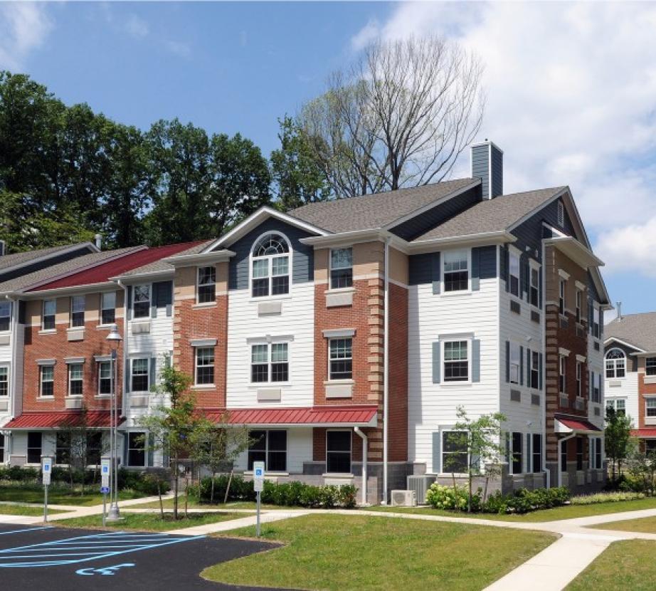 Steven R. Beckett '74 and Sharon McDonaldBeckett Village Rider